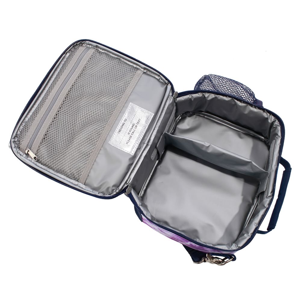 https://www.potterybarnkids.com.sa/assets/GroupProductImages/gear-up-purple-navy-laguna-recycled-tie-dye-lunch-box/202224_0205_gear-up-purple-navy-laguna-recycled-tie-dye-lunch-box-6-z.jpg